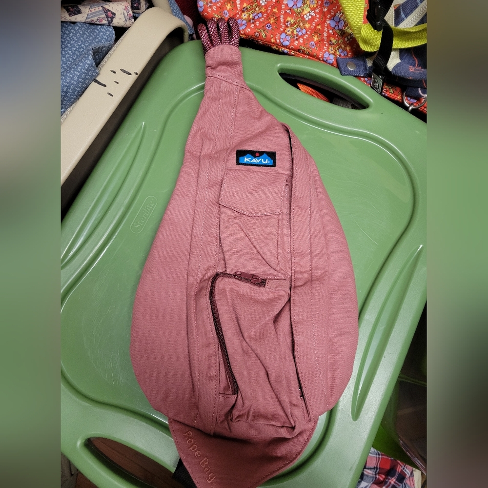 Kavu Cotton Rope Sling Mineral Red Nwot